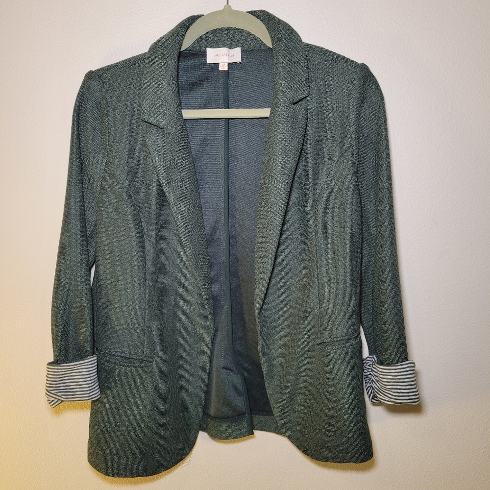 Skies Are Blue, Green Blazer Medium